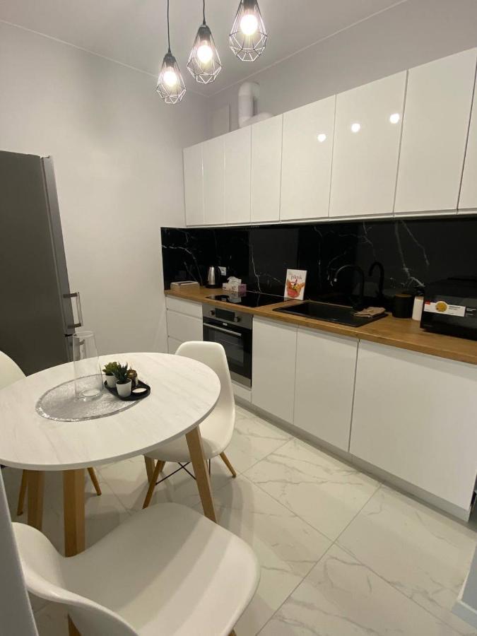 Apartment Mokotow Blisko Lotniska Chopina Warsaw Luaran gambar