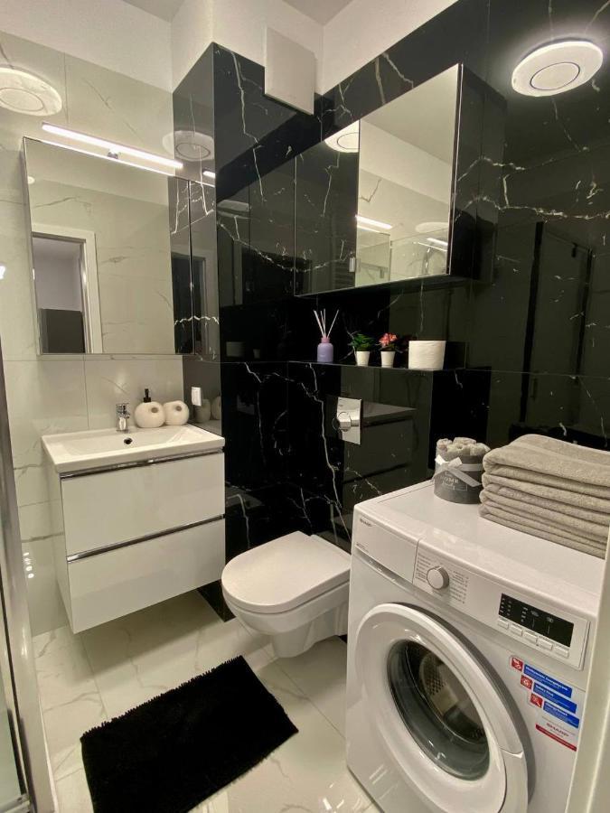 Apartment Mokotow Blisko Lotniska Chopina Warsaw Luaran gambar